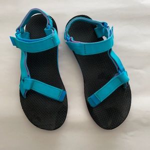 Teva Sandals women’s size 7